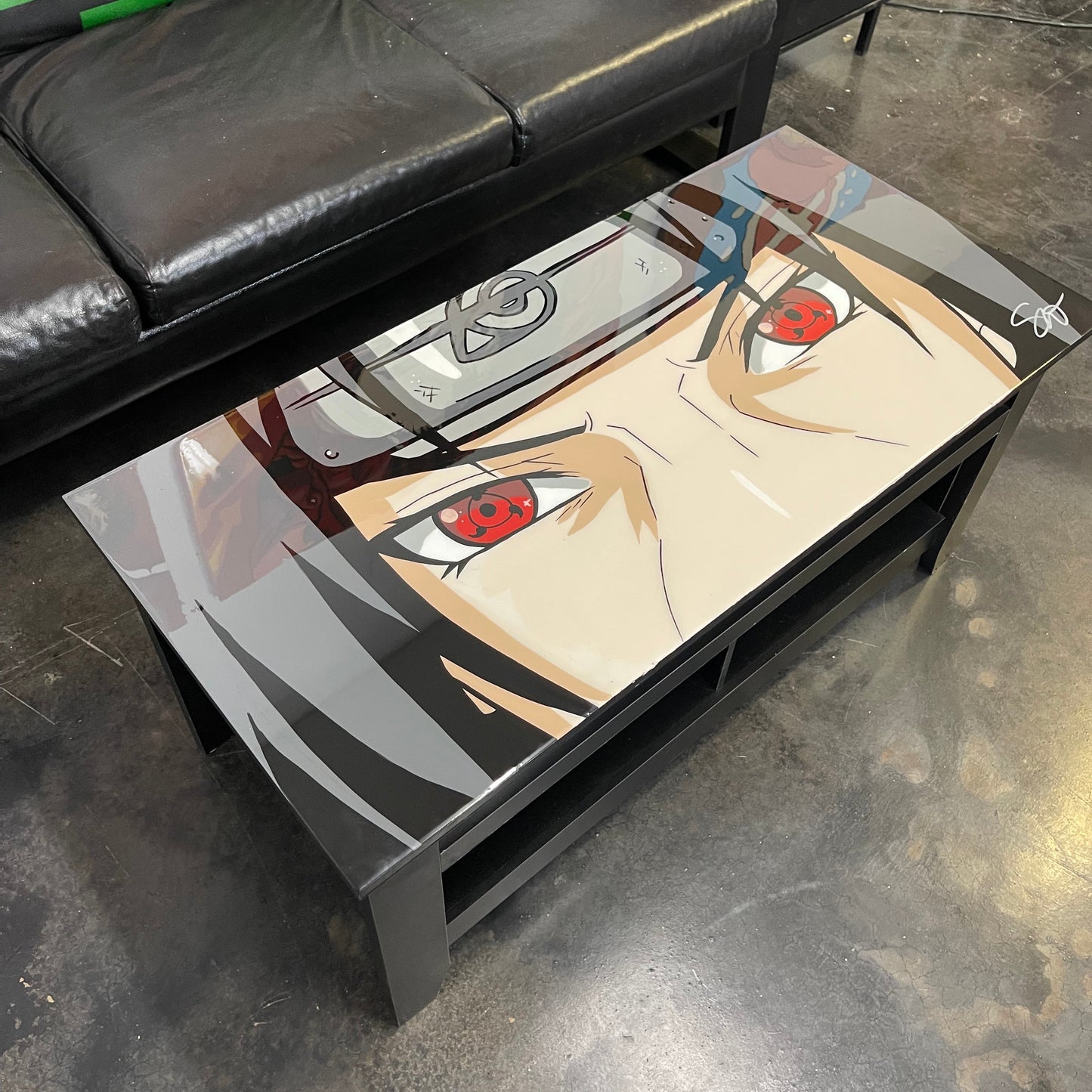 1 of 1 Itachx Coffee Table